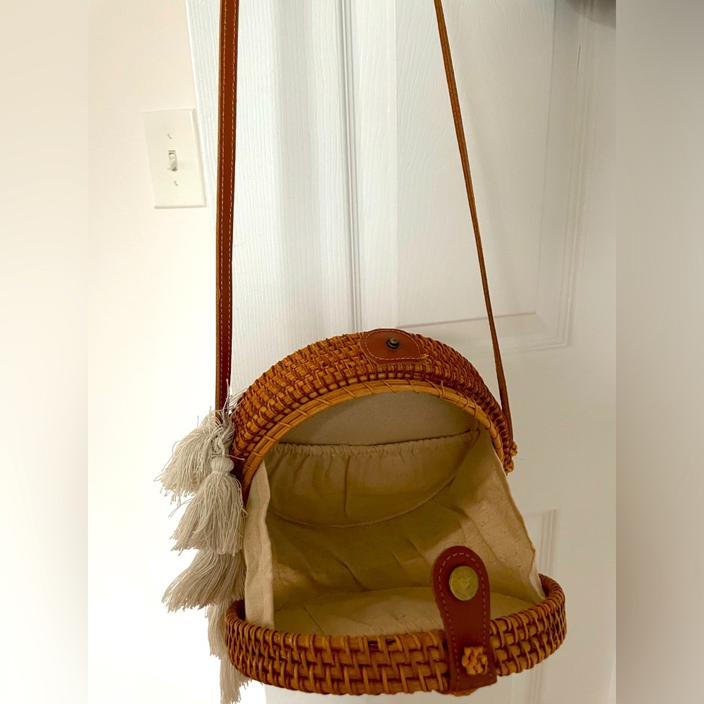 Bag - Picture 2 of 3